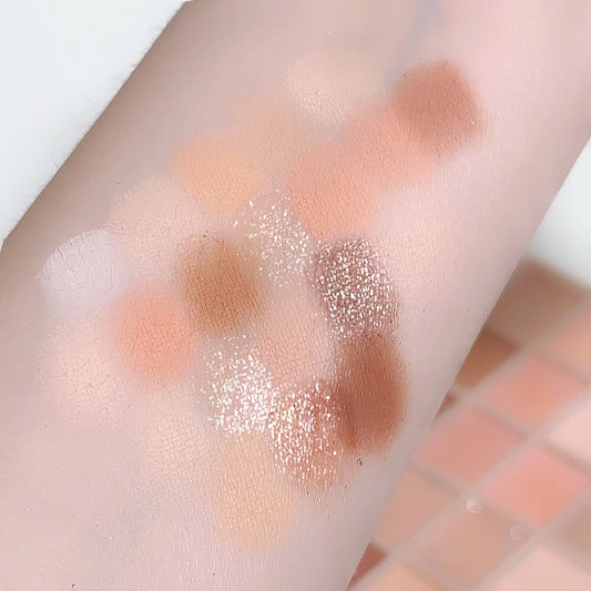 20-Color Warm Eyeshadow Palette – Matte & Glitter Rose Tones