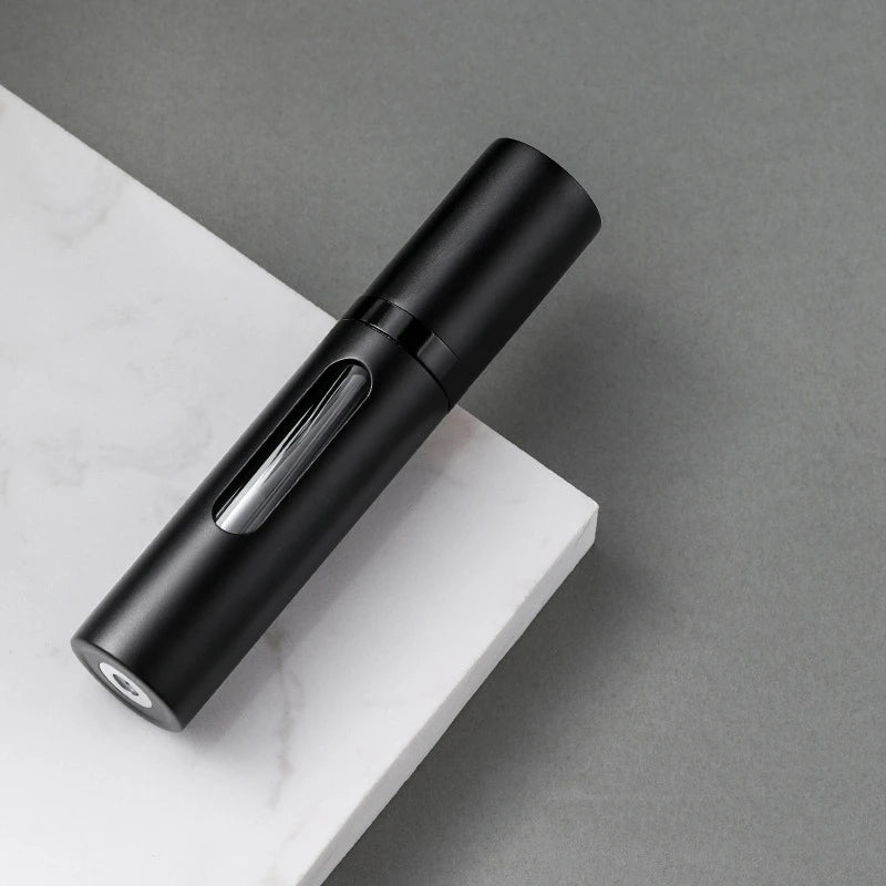 Elegant 8ml Refillable Travel Perfume Spray Bottle