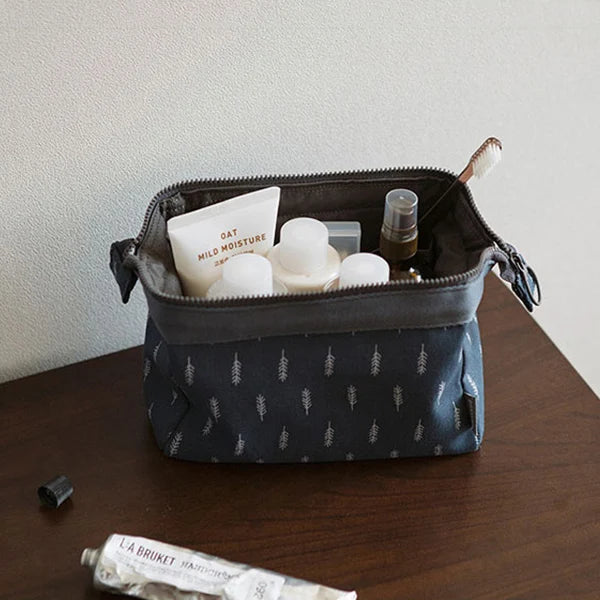 Waterproof Flamingo Cosmetic Bag – Travel Makeup Organizer