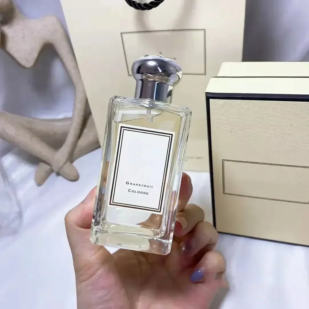 Signature Bloom: Premium Unisex Floral EDP (100ml)