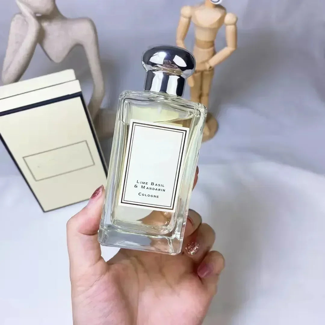 Signature Bloom: Premium Unisex Floral EDP (100ml)