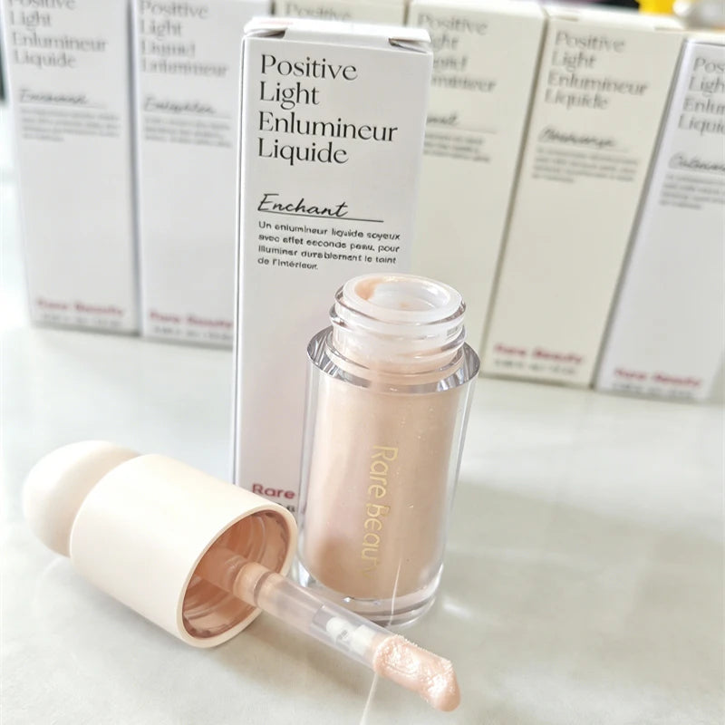 Surnelia Sculpt & Glow: Multi-Action Contour & Blush Stick