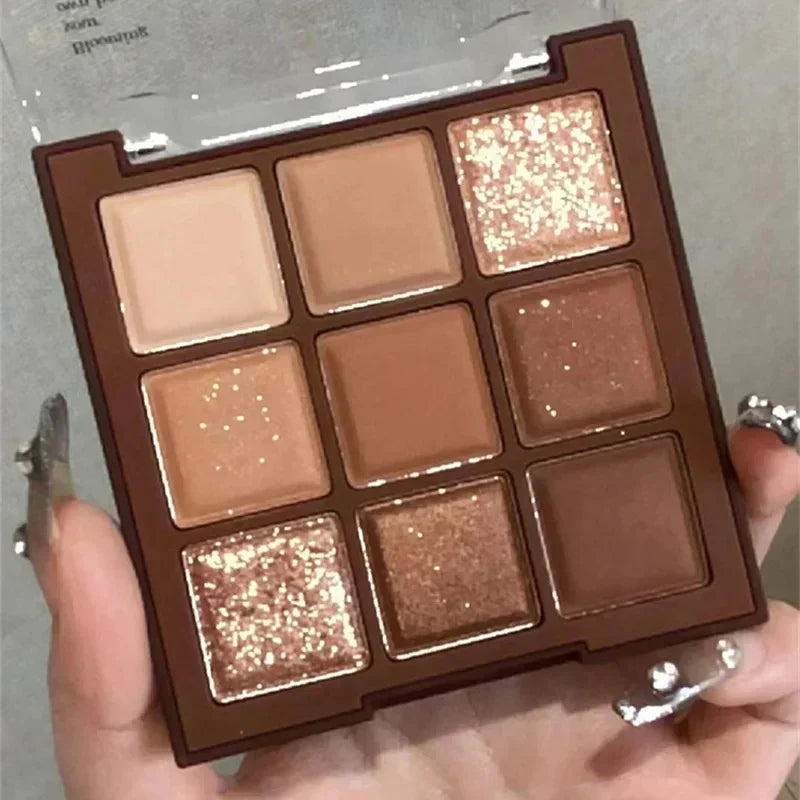 9-Color Chocolate Eyeshadow Palette – Matte & Shimmer
