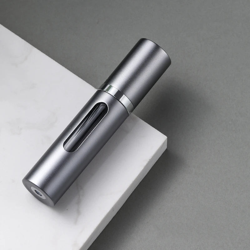 Elegant 8ml Refillable Travel Perfume Spray Bottle