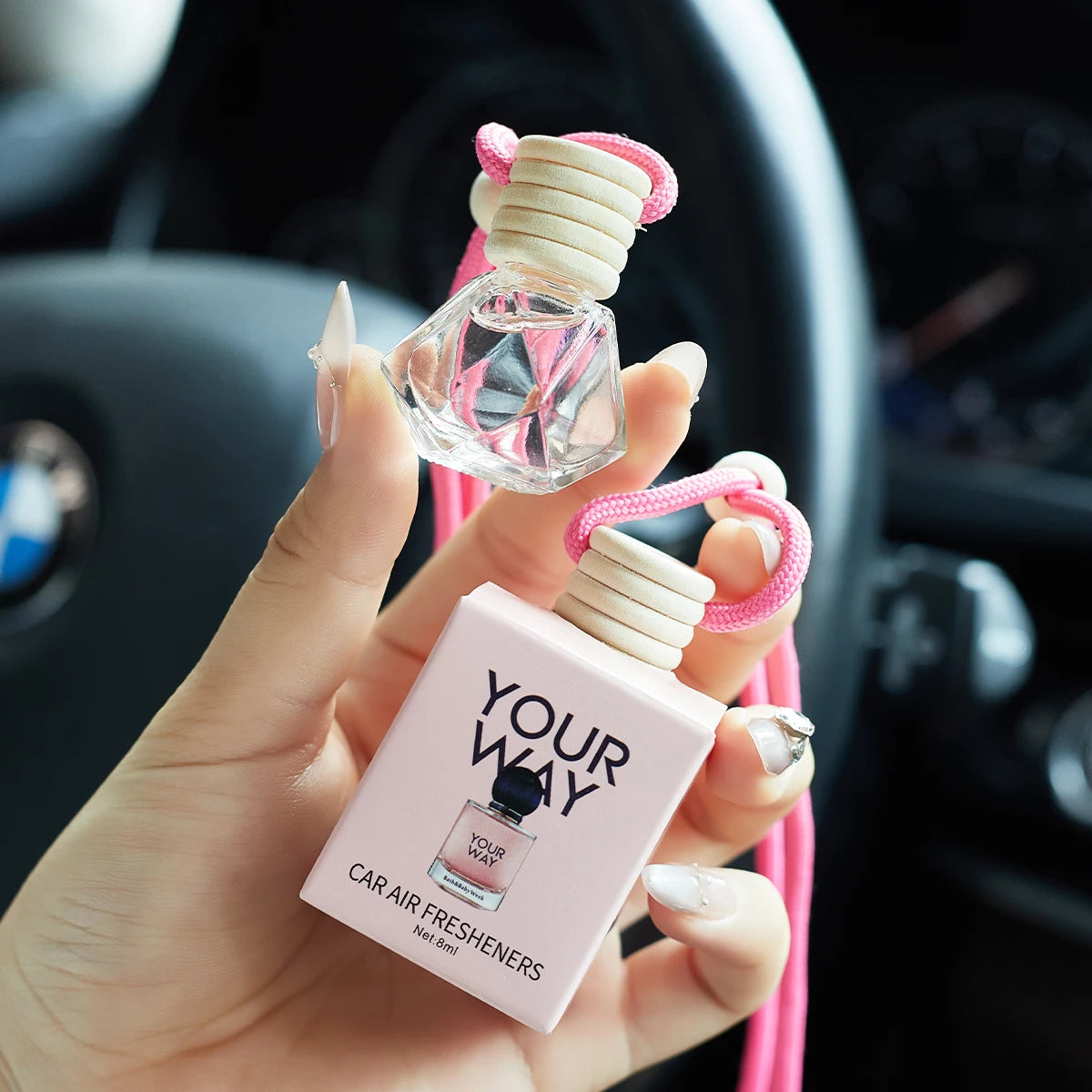 Signature Auto: Long-Lasting Luxury Car Fragrance