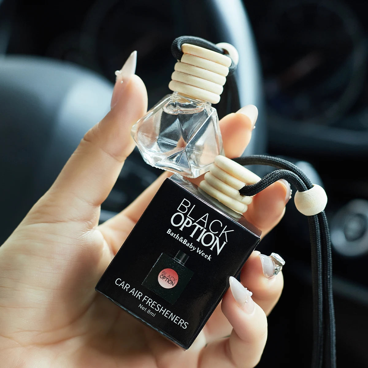 Signature Auto: Long-Lasting Luxury Car Fragrance